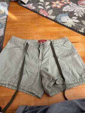 Union bay shorts green size 9